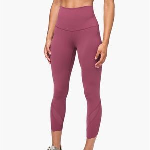 Lululemon wunder under